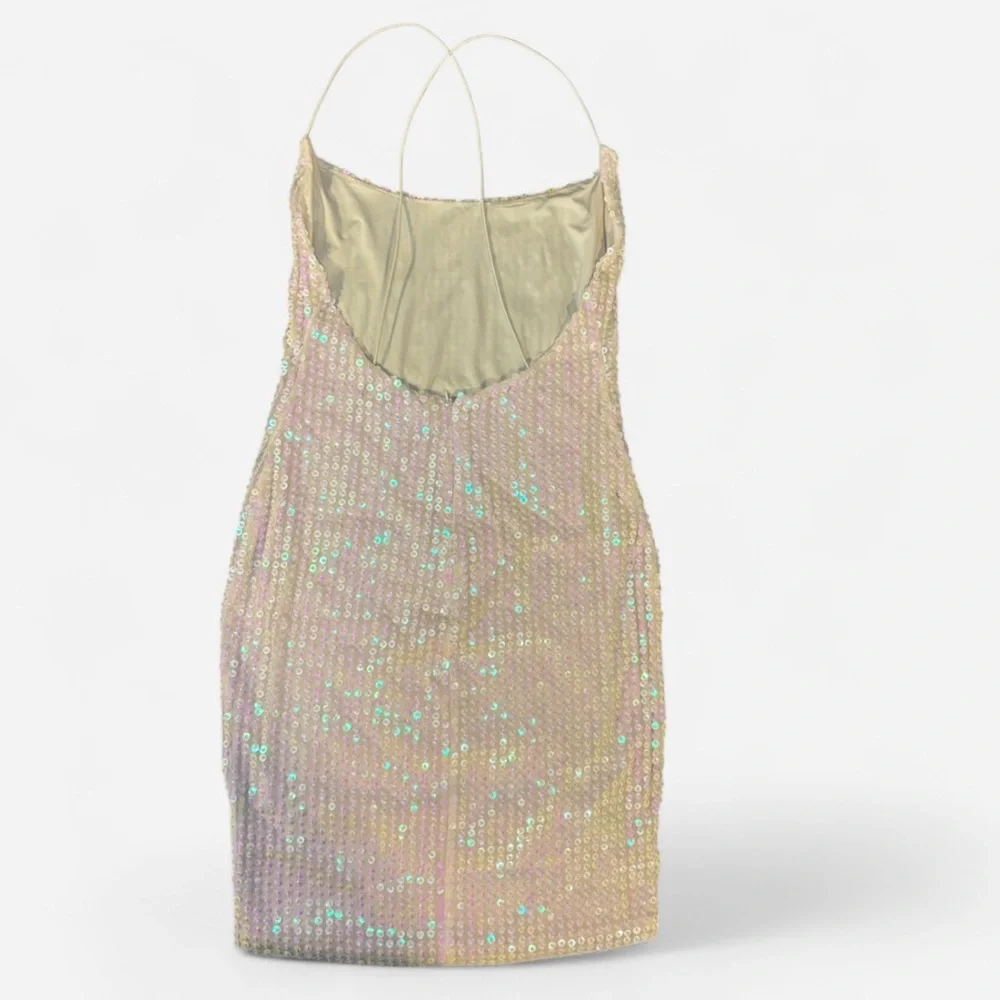 Oh Polly White Sequin Mini Dress SZ 8 Spaghetti Strap, Cross Back, Lined, Bridal - Picture 2 of 5